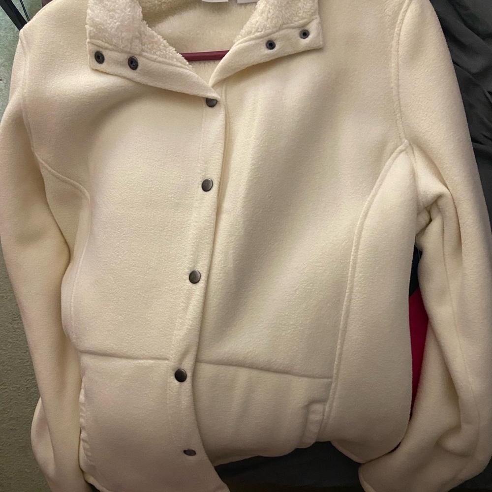 Cream/White fleece jacket